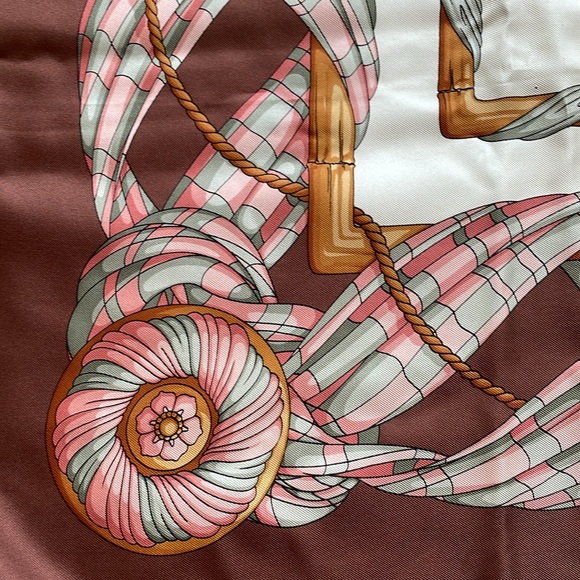 Vintage Gucci Horsebit Silk Scarf - Picture 3 of 6